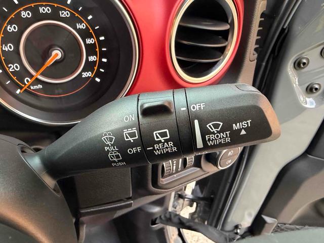 ジープ・ラングラーアンリミテッド ルビコン　純正ナビ・ＴＶ　バックカメラ　フロントカメラ　クリアランスソナー　オートクルーズコントロール　オートライト　アルミホイール　スマートキー　アイドリングストップ　シートヒーター　ＡＴ　ＵＳＢ（65枚目）