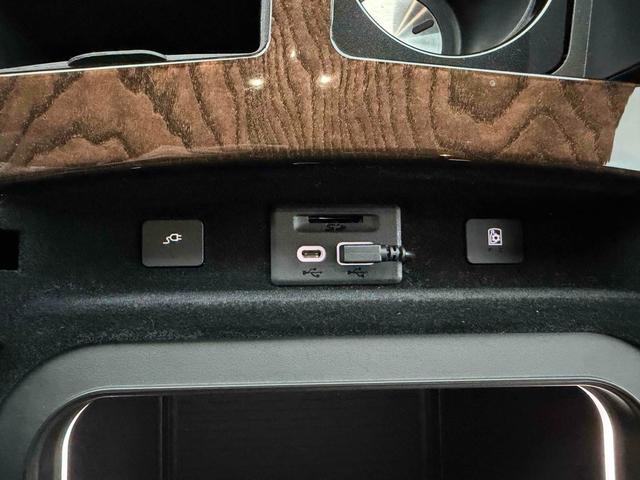 キャデラックエスカレード スポーツ　サンルーフ　ＡｐｐｌｅＣａｒＰｌａｙ　ＴＶチューナー　電動Ｓステップ　ブレンボキャリパー　ＡＫＧサウンド　リアエンターテイメント　ドライブレコーダー　全周囲カメラ　クリアランスソナー（60枚目）