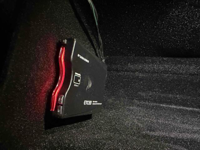 キャデラックエスカレード スポーツ　サンルーフ　ＡｐｐｌｅＣａｒＰｌａｙ　ＴＶチューナー　電動Ｓステップ　ブレンボキャリパー　ＡＫＧサウンド　リアエンターテイメント　ドライブレコーダー　全周囲カメラ　クリアランスソナー（63枚目）