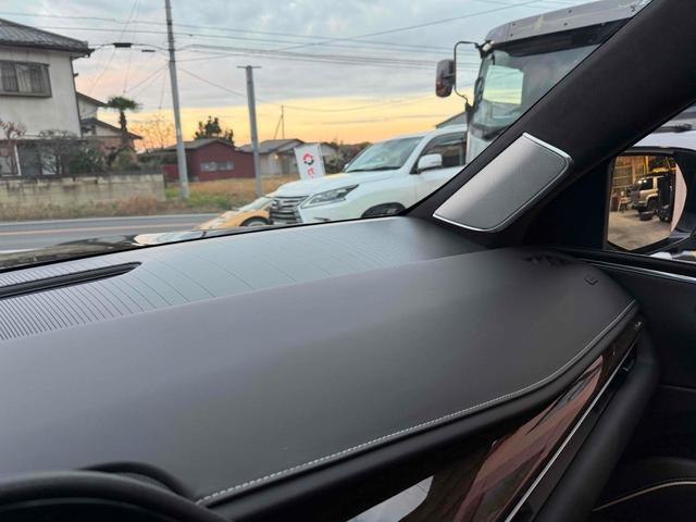 キャデラックエスカレード スポーツ　サンルーフ　ＡｐｐｌｅＣａｒＰｌａｙ　ＴＶチューナー　電動Ｓステップ　ブレンボキャリパー　ＡＫＧサウンド　リアエンターテイメント　ドライブレコーダー　全周囲カメラ　クリアランスソナー（70枚目）