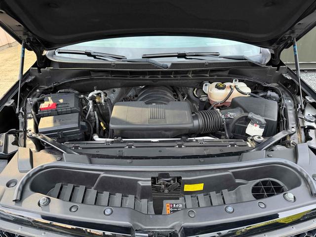 キャデラックエスカレード スポーツ　サンルーフ　ＡｐｐｌｅＣａｒＰｌａｙ　ＴＶチューナー　電動Ｓステップ　ブレンボキャリパー　ＡＫＧサウンド　リアエンターテイメント　ドライブレコーダー　全周囲カメラ　クリアランスソナー（75枚目）