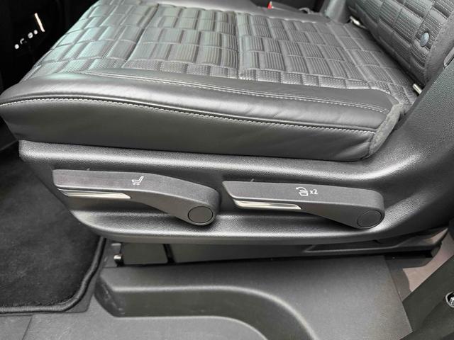 キャデラックエスカレード スポーツ　サンルーフ　ＡｐｐｌｅＣａｒＰｌａｙ　ＴＶチューナー　電動Ｓステップ　ブレンボキャリパー　ＡＫＧサウンド　リアエンターテイメント　ドライブレコーダー　全周囲カメラ　クリアランスソナー（79枚目）