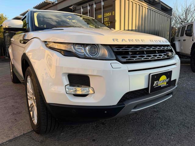 レンジローバーイヴォーククーペ ピュア　クーペ　白革シート　パノラマルーフ　デジタルインナーミラー　ＥＴＣ　バックカメラ　オートクルー　ナビ　ＴＶ　オートライト　電動リアゲート　アルミホイール　スマートキー　アイドリングストップ（21枚目）