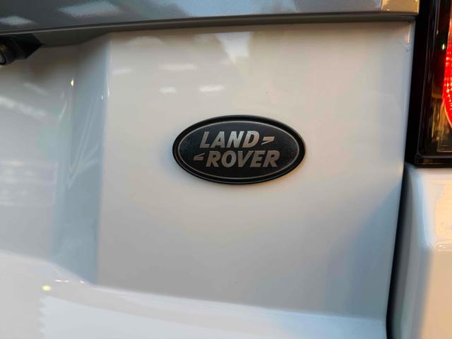 レンジローバーイヴォーククーペ ピュア　クーペ　白革シート　パノラマルーフ　デジタルインナーミラー　ＥＴＣ　バックカメラ　オートクルー　ナビ　ＴＶ　オートライト　電動リアゲート　アルミホイール　スマートキー　アイドリングストップ（25枚目）