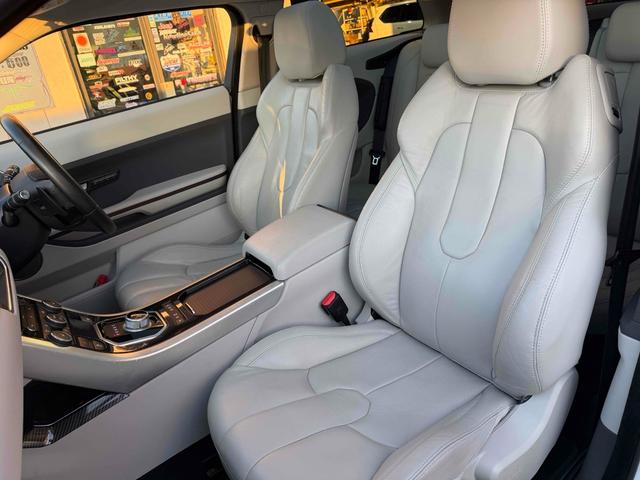 レンジローバーイヴォーククーペ ピュア　クーペ　白革シート　パノラマルーフ　デジタルインナーミラー　ＥＴＣ　バックカメラ　オートクルー　ナビ　ＴＶ　オートライト　電動リアゲート　アルミホイール　スマートキー　アイドリングストップ（35枚目）