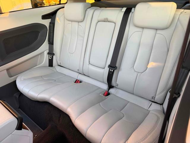 レンジローバーイヴォーククーペ ピュア　クーペ　白革シート　パノラマルーフ　デジタルインナーミラー　ＥＴＣ　バックカメラ　オートクルー　ナビ　ＴＶ　オートライト　電動リアゲート　アルミホイール　スマートキー　アイドリングストップ（36枚目）