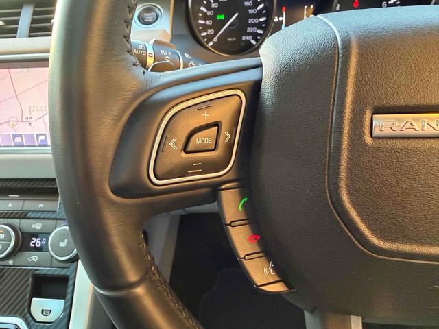 レンジローバーイヴォーククーペ ピュア　クーペ　白革シート　パノラマルーフ　デジタルインナーミラー　ＥＴＣ　バックカメラ　オートクルー　ナビ　ＴＶ　オートライト　電動リアゲート　アルミホイール　スマートキー　アイドリングストップ（44枚目）