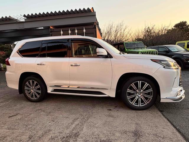 すぐにご来店頂けない場合や遠方にお住まいの方、車両状態の詳細が知りたい方はお気軽にご連絡下さい♪