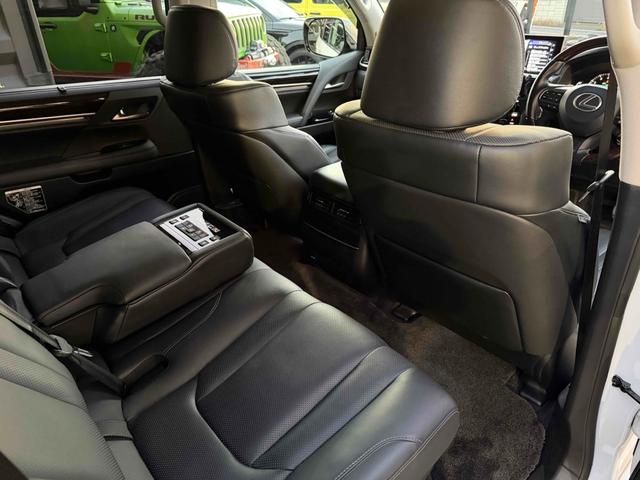 ご覧いただきありがとうございます♪気になったお車がありましたらお気軽にお電話をください♪