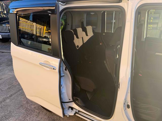 ルーミー カスタムＧ－Ｔ　純正ディスプレイオーディオ　ＡｐｐｌｅＣａｒＰｌａｙ　トヨタセーフティセンス　両側電動スライドドア　バックカメラ　ドラレコ　シートヒーター（27枚目）