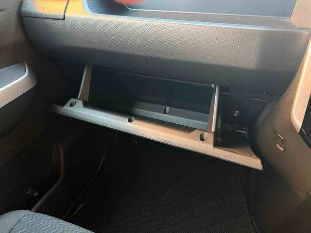 ルーミー カスタムＧ－Ｔ　純正ディスプレイオーディオ　ＡｐｐｌｅＣａｒＰｌａｙ　トヨタセーフティセンス　両側電動スライドドア　バックカメラ　ドラレコ　シートヒーター（39枚目）