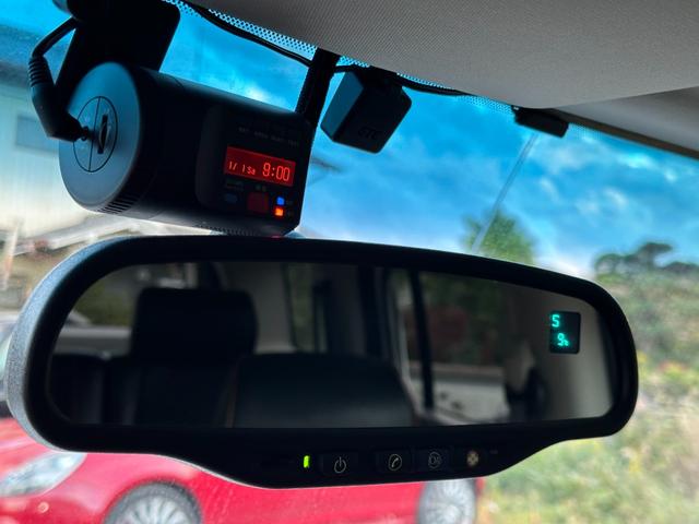 ハマーＨ３ 　ＨＩＤヘッドライト　左ハンドル　サンルーフ　皮シート　シートヒーター　パワーシート　３ナンバー　禁煙車　純正アルミホイール　スタッドレスタイヤ　ナビ　ＴＶ　Ｂカメラ（30枚目）