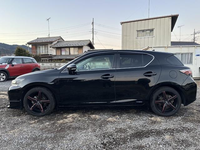 ＣＴ ＣＴ２００ｈ　バージョンＣ　ディーラー点検８枚　シートヒーター　禁煙車　レーダークルーズ　ＴＶ　バックカメラ　社外ホイール　純正ホイール（スタッドレスタイヤ　）（7枚目）