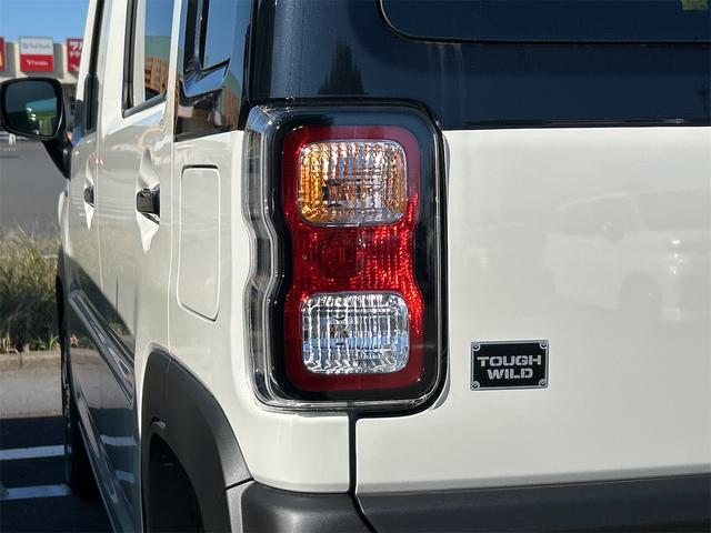 ハスラー タフワイルド クリアランスソナー オートクルーズコントロール レーンアシスト 衝突被害軽減システム オートライト LEDヘッドランプ ヘッドライトウォッシャー スマートキー アイドリングストップ 電動格納ミラー(17枚目)