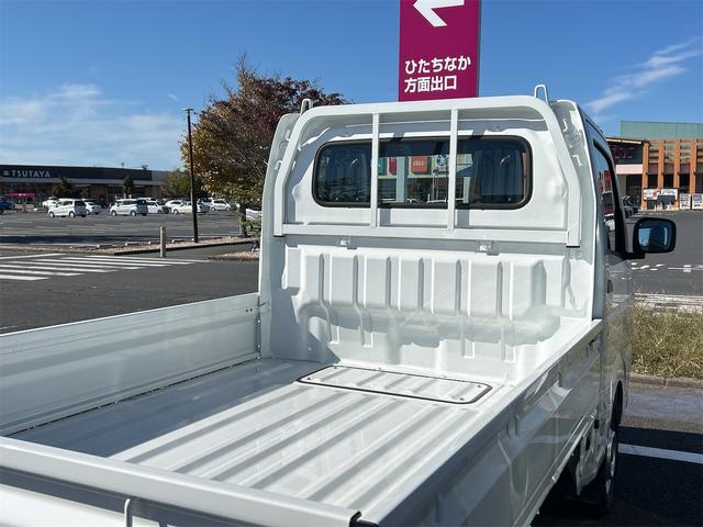 キャリイトラック ＫＣ　４ＷＤ　ＡＴ　クリアランスソナー　キーレスエントリー　アイドリングストップ　ＥＳＣ　エアコン　パワーステアリング　パワーウィンドウ（10枚目）