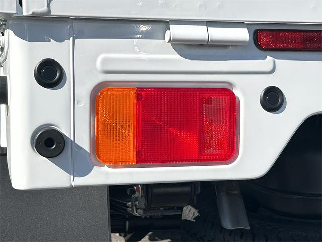 キャリイトラック ＫＣ　４ＷＤ　ＡＴ　クリアランスソナー　キーレスエントリー　アイドリングストップ　ＥＳＣ　エアコン　パワーステアリング　パワーウィンドウ（16枚目）