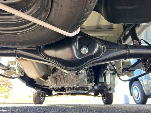 キャリイトラック ＫＣ　４ＷＤ　ＡＴ　クリアランスソナー　キーレスエントリー　アイドリングストップ　ＥＳＣ　エアコン　パワーステアリング　パワーウィンドウ（17枚目）