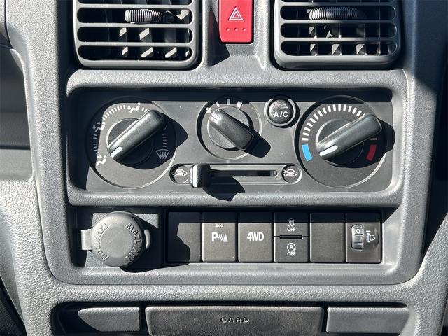 キャリイトラック ＫＣ　４ＷＤ　ＡＴ　クリアランスソナー　キーレスエントリー　アイドリングストップ　ＥＳＣ　エアコン　パワーステアリング　パワーウィンドウ（33枚目）