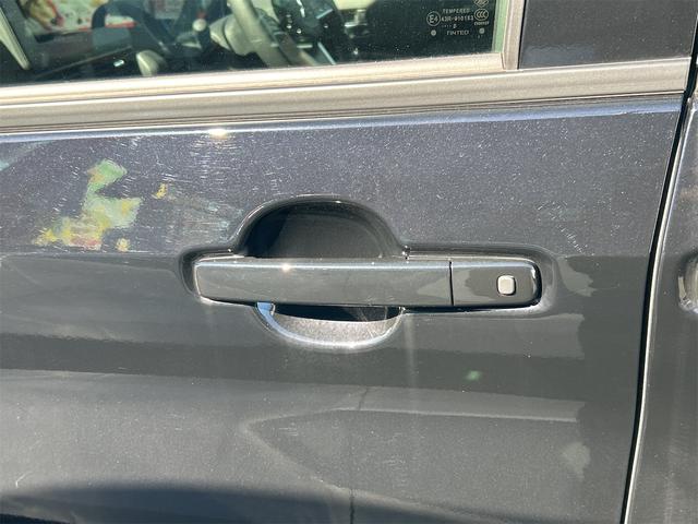 デリカミニ Ｇ　バックカメラ　両側スライド・片側電動　クリアランスソナー　レーンアシスト　衝突被害軽減システム　オートライト　ＬＥＤヘッドランプ　スマートキー　アイドリングストップ　電動格納ミラー　シートヒーター（30枚目）