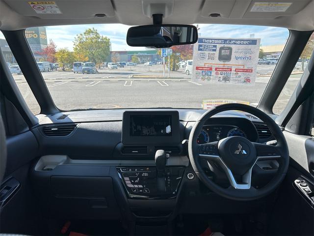 デリカミニ G バックカメラ 両側スライド・片側電動 レーンアシスト 衝突被害軽減システム オートライト LEDヘッドランプ スマートキー アイドリングストップ 電動格納ミラー シートヒーター ベンチシート CVT(2枚目)