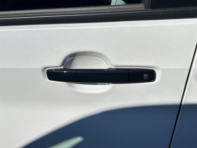 デリカミニ G バックカメラ 両側スライド・片側電動 レーンアシスト 衝突被害軽減システム オートライト LEDヘッドランプ スマートキー アイドリングストップ 電動格納ミラー シートヒーター ベンチシート CVT(30枚目)