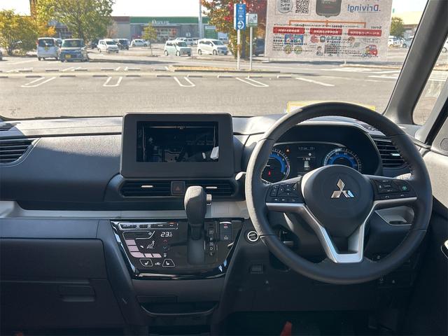 デリカミニ Ｇ　プレミアム　全周囲カメラ　両側電動スライドドア　クリアランスソナー　オートクルーズコントロール　衝突被害軽減システム　オートライト　ＬＥＤヘッドランプ　スマートキー　アイドリングストップ　電動格納ミラー（3枚目）