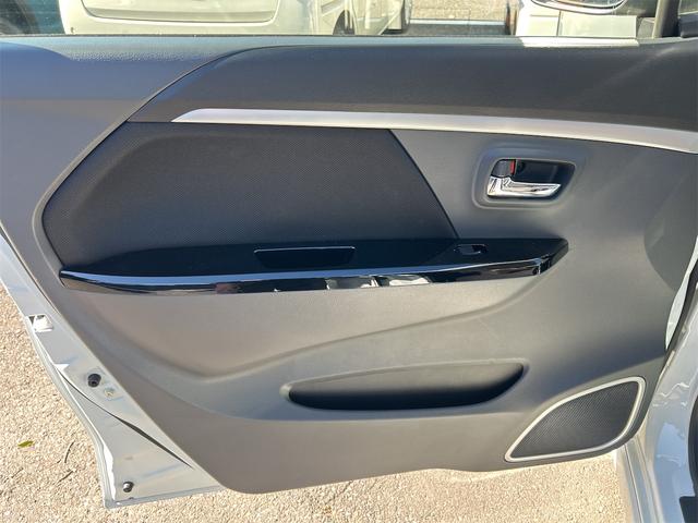 ワゴンＲスティングレー Ｘ　ＥＴＣ　オートライト　ＨＩＤ　スマートキー　アイドリングストップ　電動格納ミラー　ベンチシート　ＣＶＴ　盗難防止システム　ＡＢＳ　ＣＤ　ＵＳＢ　アルミホイール　衝突安全ボディ　エアコン（34枚目）