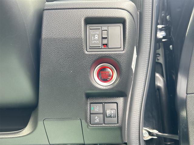 Ｎ－ＢＯＸカスタム Ｌ　ドライブレコーダー　バックカメラ　両側スライド・片側電動　ナビ　ＴＶ　クリアランスソナー　オートクルーズコントロール　レーンアシスト　衝突被害軽減システム　オートライト　ＬＥＤヘッドランプ（8枚目）