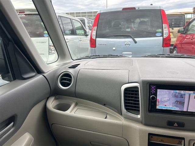 スペーシア Ｘ　ＥＴＣ　バックカメラ　両側スライド・片側電動　ナビ　ＴＶ　オートライト　スマートキー　アイドリングストップ　電動格納ミラー　ベンチシート　ＣＶＴ　盗難防止システム　ＡＢＳ　ＣＤ　ＤＶＤ再生（39枚目）