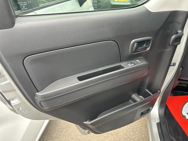 ご覧いただきありがとうございます♪気になったお車がありましたらお気軽にお電話をください♪