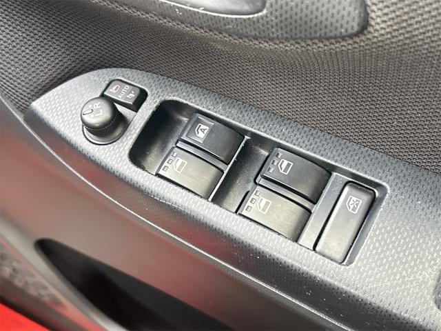 ステラ Ｇ　スマートアシスト　ドライブレコーダー　ＥＴＣ　バックカメラ　ナビ　衝突被害軽減システム　オートマチックハイビーム　オートライト　スマートキー　アイドリングストップ　電動格納ミラー　シートヒーター（11枚目）