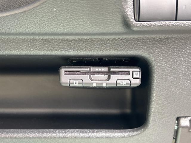 デイズ Ｘ　ＥＴＣ　バックカメラ　ナビ　ＴＶ　クリアランスソナー　衝突被害軽減システム　オートライト　スマートキー　アイドリングストップ　電動格納ミラー　ベンチシート　ＣＶＴ　盗難防止システム　ＡＢＳ　ＥＳＣ（7枚目）