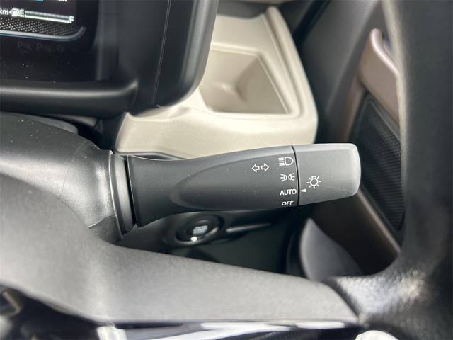 スペーシア ハイブリッドＧ　両側スライドドア　衝突被害軽減システム　オートライト　ＬＥＤヘッドランプ　スマートキー　アイドリングストップ　電動格納ミラー　ベンチシート　ＣＶＴ　盗難防止システム　ＡＢＳ　ＥＳＣ（9枚目）