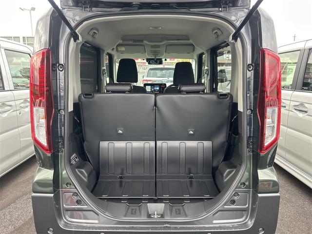 スペーシアギア ハイブリッドＸＺ　ターボ　４ＷＤ　ＥＴＣ　全周囲カメラ　両側電動スライドドア　ナビ　ＴＶ　クリアランスソナー　オートクルーズコントロール　レーンアシスト　衝突被害軽減システム　オートライト　ＬＥＤヘッドランプ（19枚目）