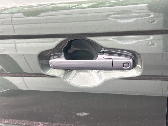 スペーシアギア ハイブリッドＸＺ　ターボ　４ＷＤ　ＥＴＣ　全周囲カメラ　両側電動スライドドア　ナビ　ＴＶ　クリアランスソナー　オートクルーズコントロール　レーンアシスト　衝突被害軽減システム　オートライト　ＬＥＤヘッドランプ（31枚目）