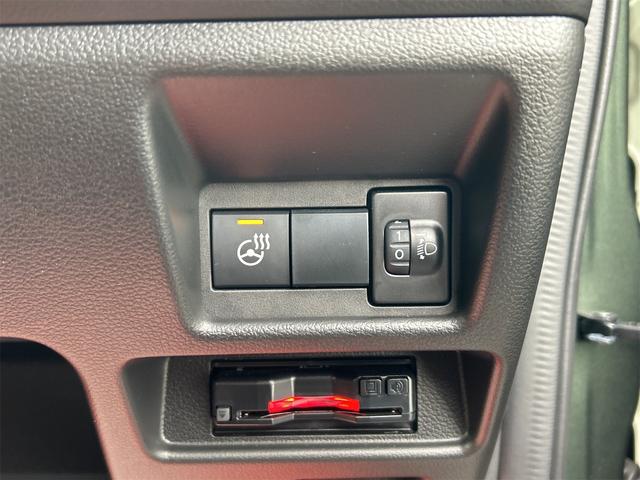 スペーシアギア ハイブリッドＸＺ　ターボ　４ＷＤ　ＥＴＣ　全周囲カメラ　両側電動スライドドア　ナビ　ＴＶ　クリアランスソナー　オートクルーズコントロール　レーンアシスト　衝突被害軽減システム　オートライト　ＬＥＤヘッドランプ（56枚目）