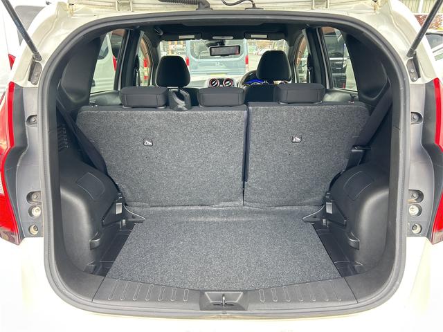 ノート ニスモ　全周囲カメラ　ナビ　ＴＶ　レーンアシスト　衝突被害軽減システム　アルミホイール　オートライト　スマートキー　アイドリングストップ　電動格納ミラー　ＣＶＴ　盗難防止システム（19枚目）