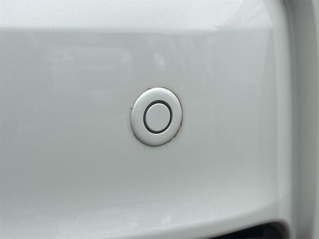 ノート ニスモ　全周囲カメラ　ナビ　ＴＶ　レーンアシスト　衝突被害軽減システム　アルミホイール　オートライト　スマートキー　アイドリングストップ　電動格納ミラー　ＣＶＴ　盗難防止システム（22枚目）