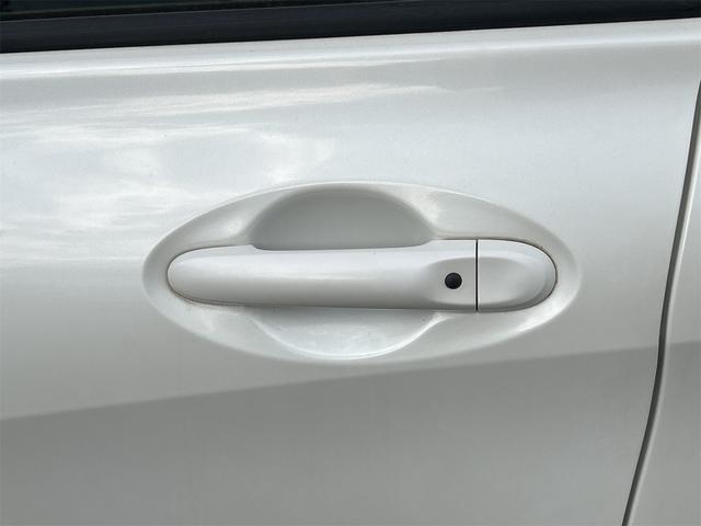 ノート ニスモ　全周囲カメラ　ナビ　ＴＶ　レーンアシスト　衝突被害軽減システム　アルミホイール　オートライト　スマートキー　アイドリングストップ　電動格納ミラー　ＣＶＴ　盗難防止システム（30枚目）