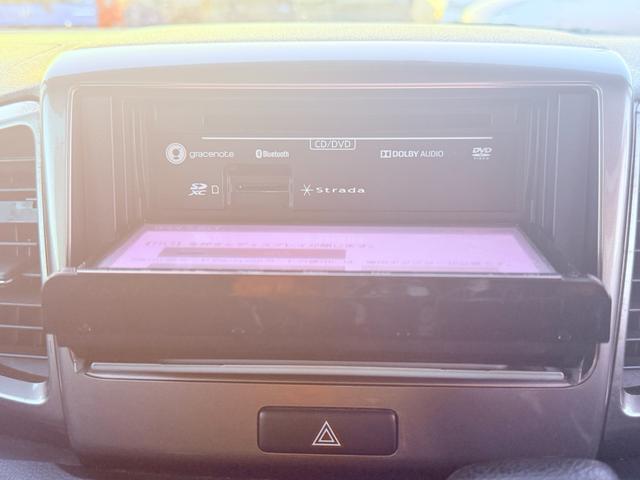 スペーシアカスタムＺ ターボ　２年車検付き盗難防止システム衝突安全ボディー頸部衝突緩和ヘットレスＨＩＤオートヘッドライトベンチシートフルフラットシートヒーターＢＬＵＥＴＯＯＴＨ接続付きナビ電動格納ミラーバックカメラ付きスマートキー（15枚目）