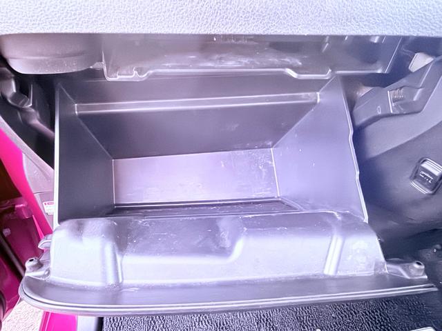 スペーシアカスタムＺ ターボ　２年車検付き盗難防止システム衝突安全ボディー頸部衝突緩和ヘットレスＨＩＤオートヘッドライトベンチシートフルフラットシートヒーターＢＬＵＥＴＯＯＴＨ接続付きナビ電動格納ミラーバックカメラ付きスマートキー（23枚目）