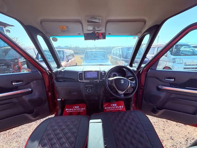 スペーシアカスタムＺ ターボ　２年車検付き盗難防止システム衝突安全ボディー頸部衝突緩和ヘットレスＨＩＤオートヘッドライトベンチシートフルフラットシートヒーターＢＬＵＥＴＯＯＴＨ接続付きナビ電動格納ミラーバックカメラ付きスマートキー（30枚目）