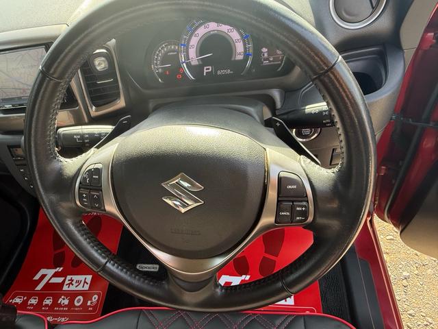 スペーシアカスタムＺ ターボ　２年車検付き盗難防止システム衝突安全ボディー頸部衝突緩和ヘットレスＨＩＤオートヘッドライトベンチシートフルフラットシートヒーターＢＬＵＥＴＯＯＴＨ接続付きナビ電動格納ミラーバックカメラ付きスマートキー（34枚目）