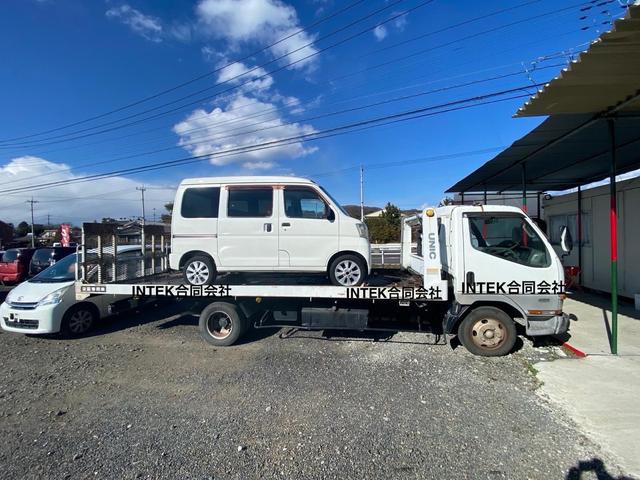 スペーシアカスタムＺ ターボ　２年車検付き盗難防止システム衝突安全ボディー頸部衝突緩和ヘットレスＨＩＤオートヘッドライトベンチシートフルフラットシートヒーターＢＬＵＥＴＯＯＴＨ接続付きナビ電動格納ミラーバックカメラ付きスマートキー（42枚目）