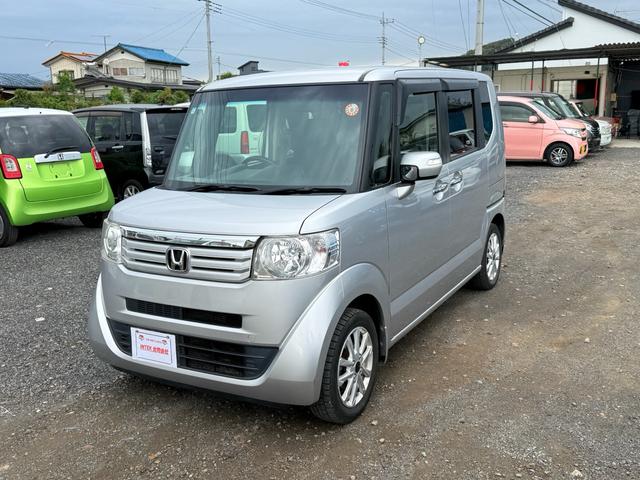 Ｎ－ＢＯＸ＋ Ｇ　ターボＳＳパッケージ　車検２年付き盗難防止システム衝突安全ボディー電動格納ミラーフルフラット禁煙車Ｂｌｕｅｔｏｏｔｈ接続付ナビターボベンチシートＨＩＤヘッドライトキーレスエントリー両側電動スライドドアバックカメラスマートキ（4枚目）