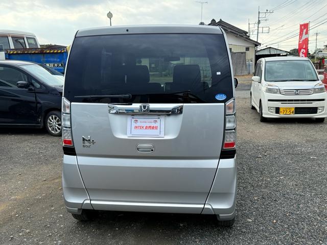 Ｎ－ＢＯＸ＋ Ｇ　ターボＳＳパッケージ　車検２年付き盗難防止システム衝突安全ボディー電動格納ミラーフルフラット禁煙車Ｂｌｕｅｔｏｏｔｈ接続付ナビターボベンチシートＨＩＤヘッドライトキーレスエントリー両側電動スライドドアバックカメラスマートキ（7枚目）
