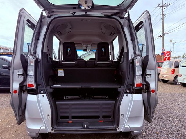 Ｎ－ＢＯＸ＋ Ｇ　ターボＳＳパッケージ　車検２年付き盗難防止システム衝突安全ボディー電動格納ミラーフルフラット禁煙車Ｂｌｕｅｔｏｏｔｈ接続付ナビターボベンチシートＨＩＤヘッドライトキーレスエントリー両側電動スライドドアバックカメラスマートキ（23枚目）