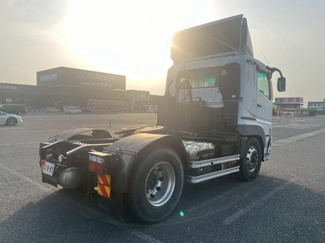 スーパーグレート ダンプＰＴＯ付積載１０２００ｋｇ７速マニュアル　約３８０馬力・ターボ付☆ベッド付☆電格ミラー☆ヒーター付ミラー☆ＥＴＣ☆集中ドアロック☆デフロック（5枚目）