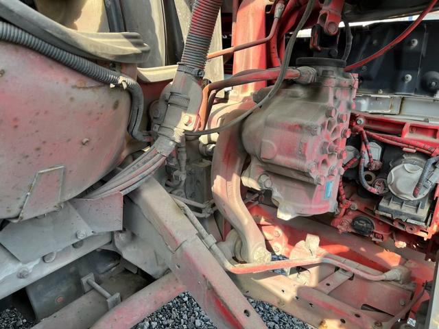 スーパーグレート レーラーヘッドダンプＰＴＯ付積載１０．２ｔ２デフハイルーフ　☆ダンプＰＴＯ付☆最大積載量：１０２００ｋｇ☆ハイルーフ☆ベッド付き☆１２８００ｃｃ（ターボ）☆実走行☆ＥＴＣ☆電格ミラー☆ワイパー付ミラー☆ヒーター付ミラー（51枚目）
