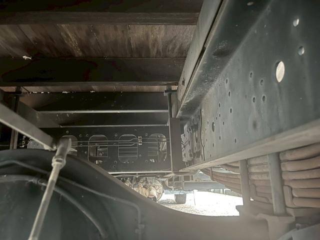 フォワード アルミＢ垂直ＰＧ付５方開あおりセミワイド６２００ボディＡＴ車　☆セミワイド☆ベッド付☆垂直式ＰＧ付（新明和製）☆上物：小平産業製☆木床☆ラッシングレール☆内フック：５対☆ＡＴ車☆５１９０ｃｃ（２１０馬力・ターボ）☆ヒーター付ミラー☆ＥＴＣ☆ドラレコ☆坂道発進補助（31枚目）